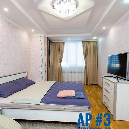 Центр. Хмельницького. 2 Спальні Ternopil Exterior photo